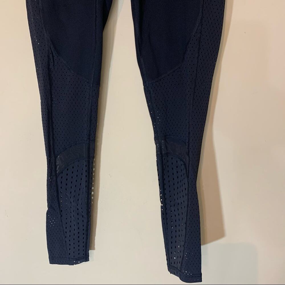 Victoria Secret Sport Knockout Perforated Black Leggings Womens Small Regular - Picture 4 of 14